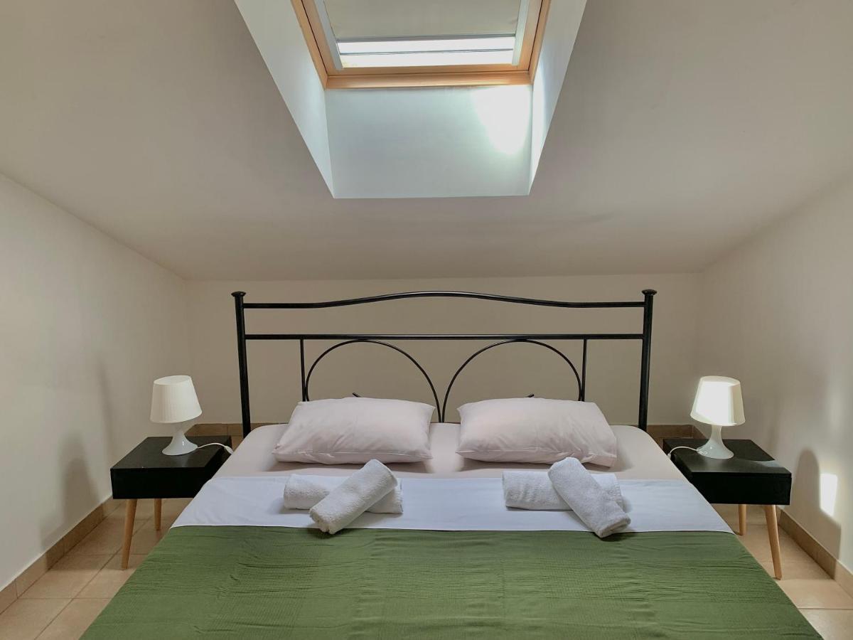 Apartments Happy Stay Center Baska 外观 照片