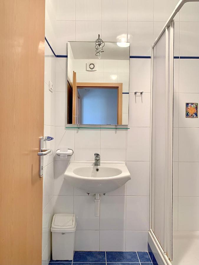 Apartments Happy Stay Center Baska 外观 照片