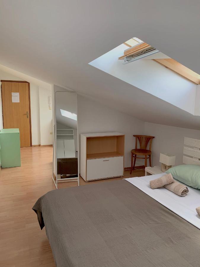 Apartments Happy Stay Center Baska 外观 照片