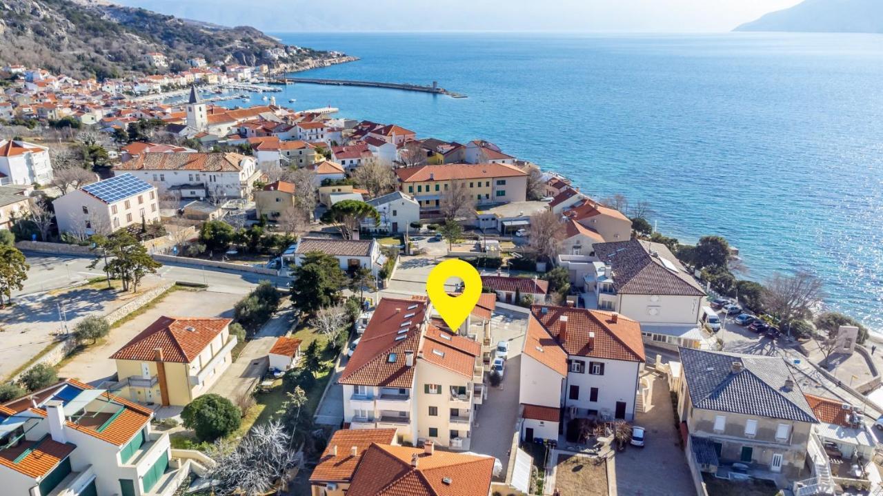 Apartments Happy Stay Center Baska 外观 照片